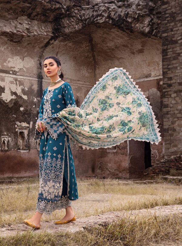 Zainab Chottani Embroidered Chikankari Suit. - Image 2